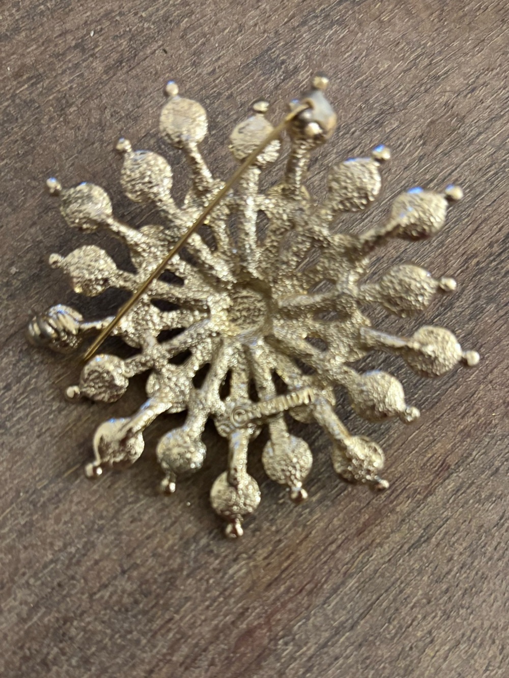 Sarah Coventry Gold-Tone Sunburst Brooch with Blue, Red & Green Cabochons - Picture 2 of 2